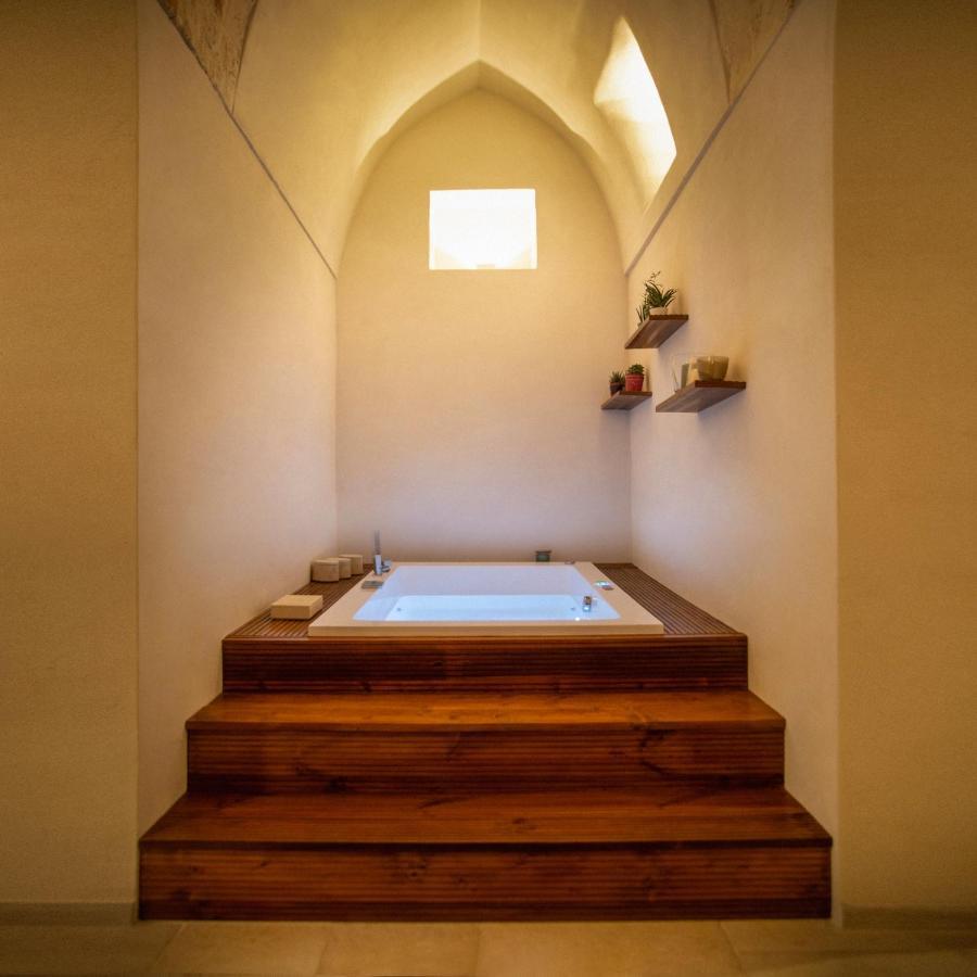 Ellements - Luxury Rooms Brindisi Exterior photo
