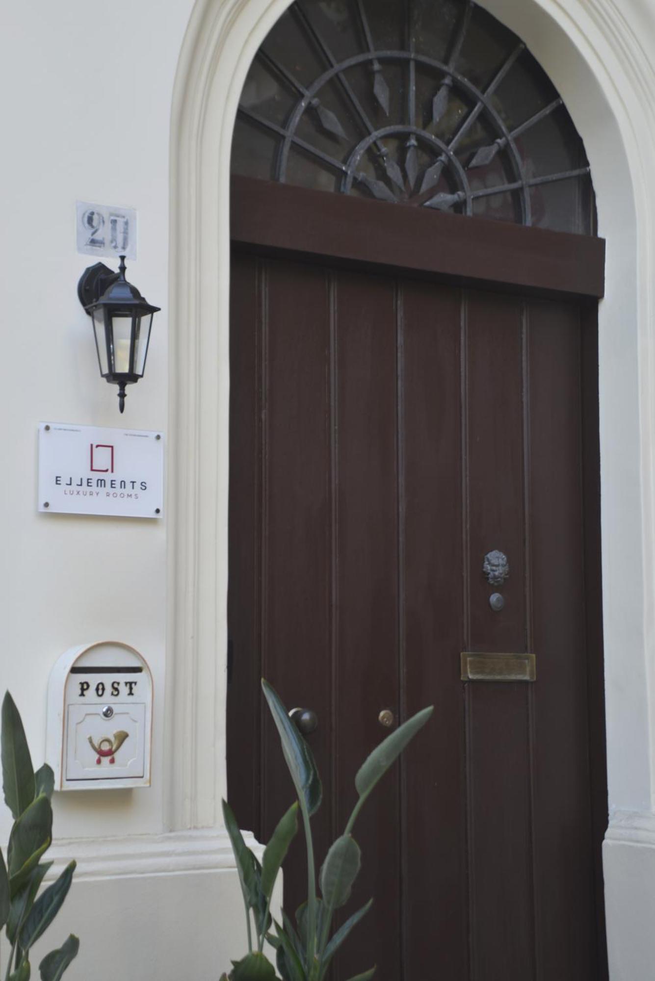 Ellements - Luxury Rooms Brindisi Exterior photo